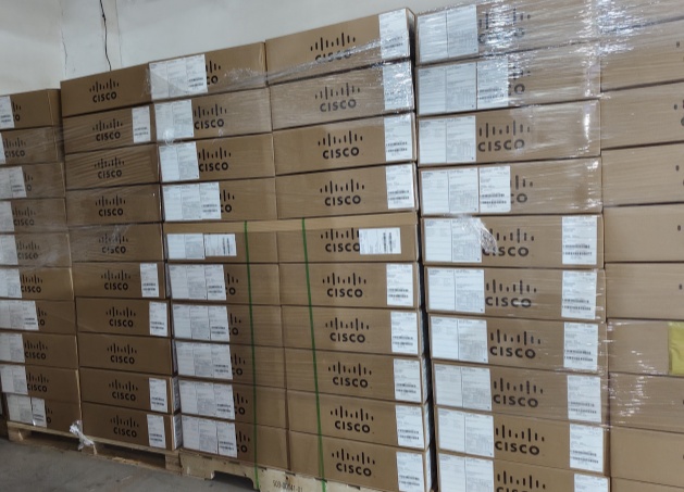 740W Catalyst 48 Port POE+ Switch Network Managed Switch C9200L-48P-4G-A 0
